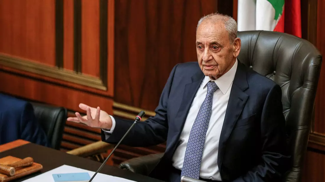 Libanons Parlamentspräsident Nabih Berri wirft Israel Dutzende Verstöße gegen die Waffenruhe mit der Hisbollah vor. - Bild: Marwan Naamani/dpa