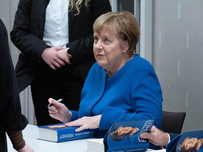 Merkel gesteht auch eigene Versäumnisse ein. (Archivbild) - Foto: Stefan Sauer/dpa