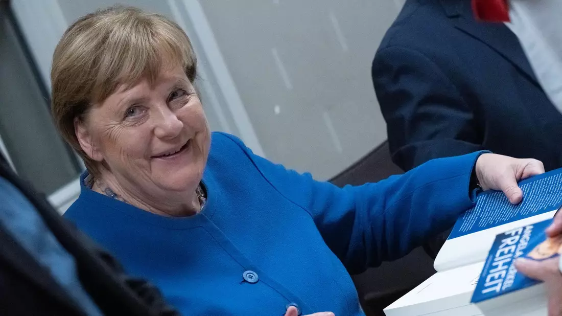 Merkel hat ihre Memoiren veröffentlicht. (Archivbild) - Bild: Stefan Sauer/dpa