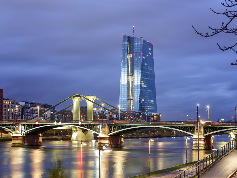 Zentralbank - Foto: @ultraform