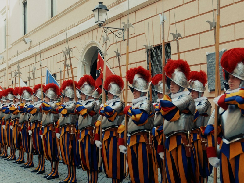 Schwur für den Papst: zweiteilige 3sat/SRF-Doku über die Schweizergarde - Foto: presseportal.de