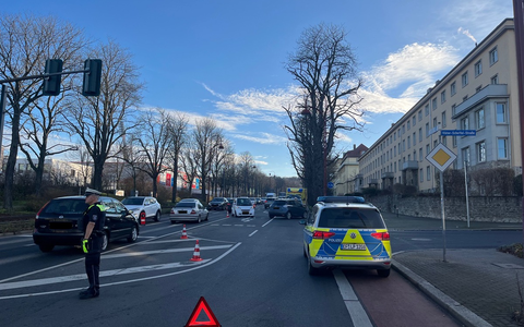 LPI-EF: Zusammenstoß in der Arnstädter Straße - Foto: presseportal.de