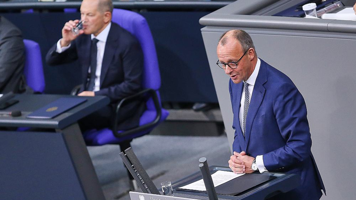 Olaf Scholz und Friedrich Merz (Archiv) - Foto: über dts Nachrichtenagentur
