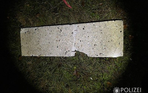 POL-PPWP: Verlorene Ladung sorgt für Verkehrsunfall - Foto: presseportal.de