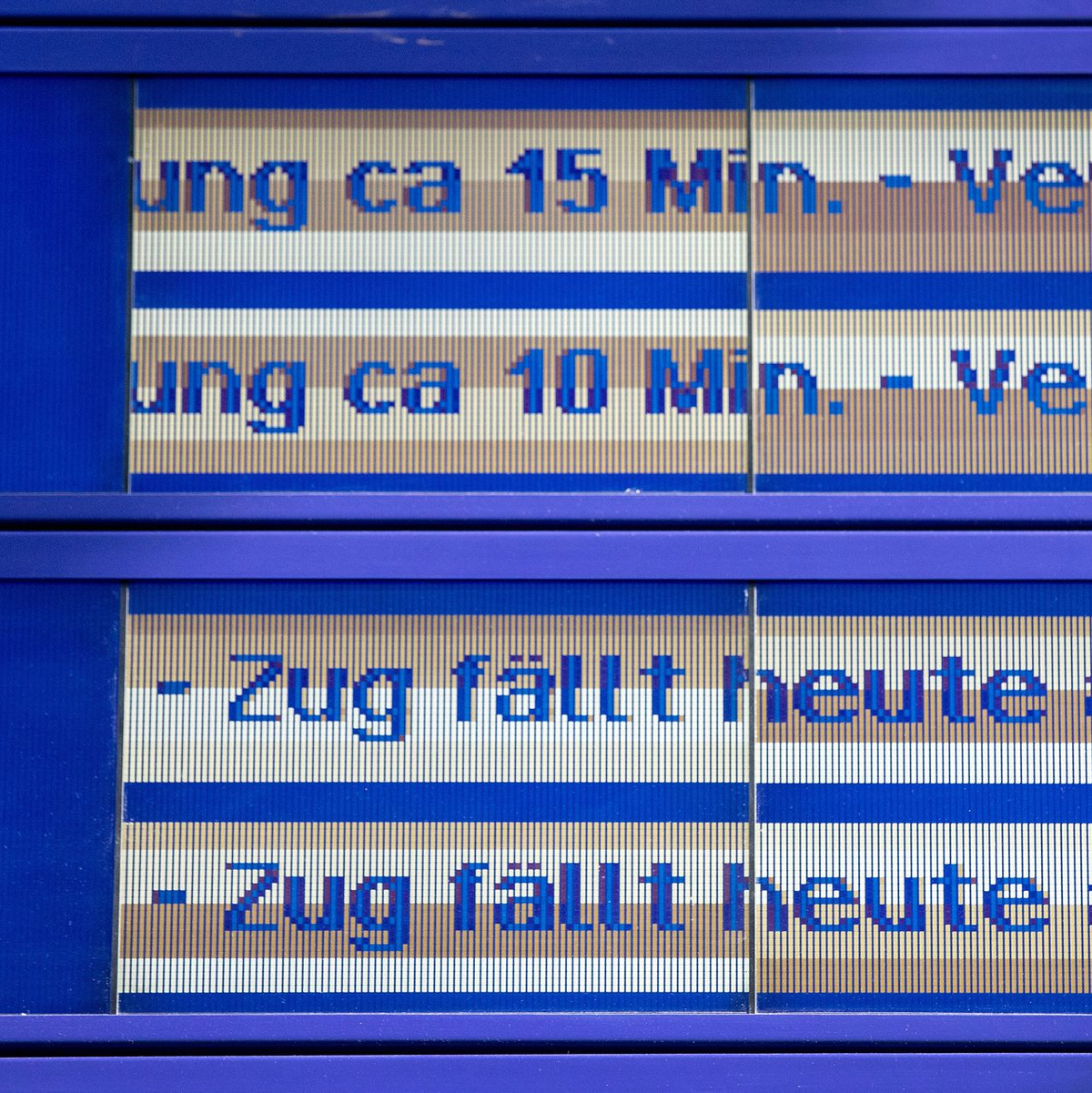 Die Bahn steckt in einer Betriebs- und Finanzkrise. (Archivbild) - Foto: Christoph Reichwein/dpa