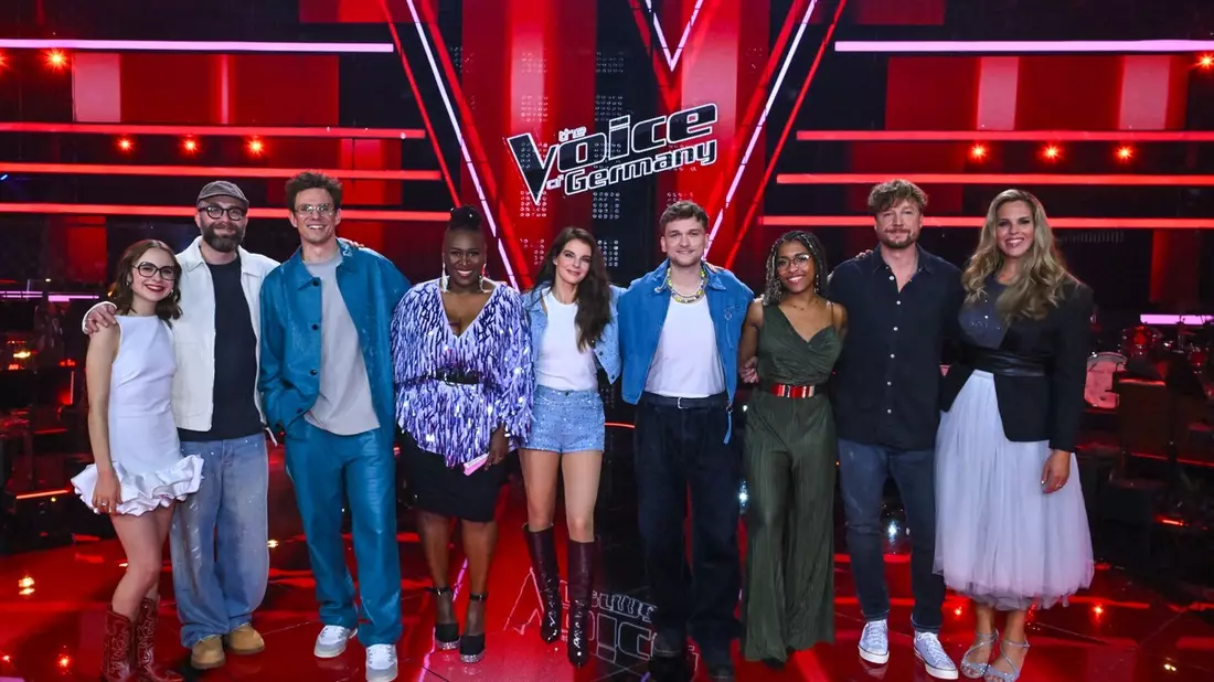 Jenny Hohlbauch Mark Forster Kamrad Ingrid Arthur Yvonne Catterfeld Sebastian Zappel Emily König Samu Haber Jennifer Lynn The Voice of Germany - Bild: Joyn/Claudius Pflug, presseportal.de