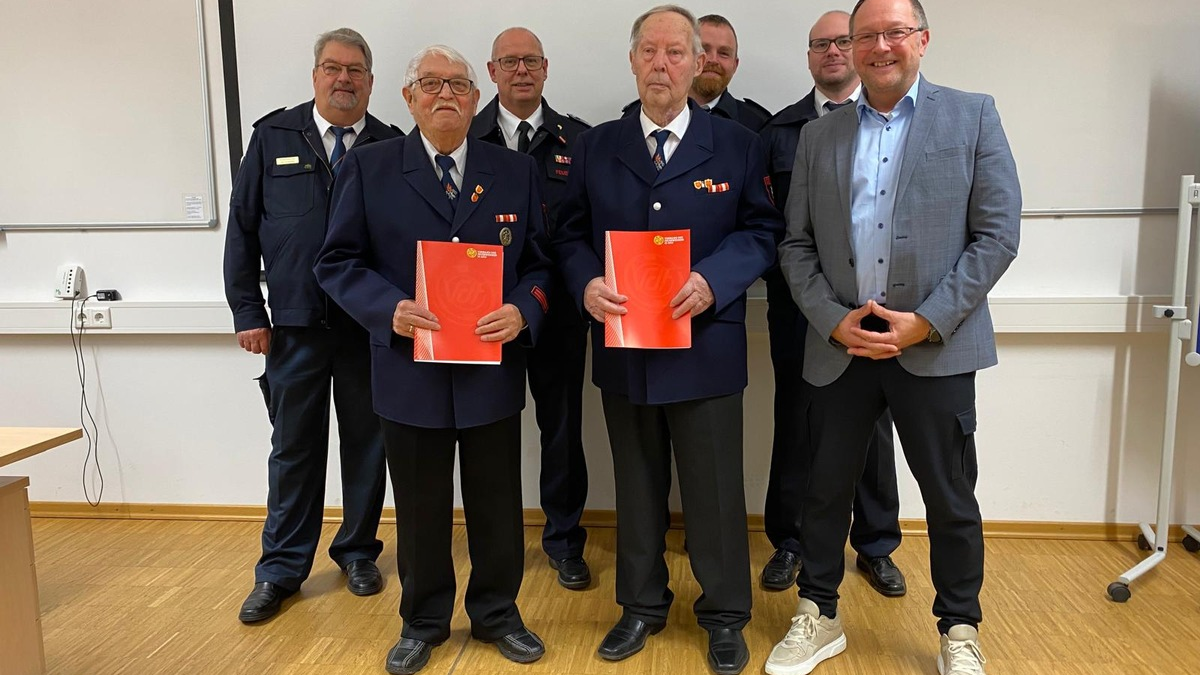 FW Xanten: Treffen der Ehrenabteilung der Feuerwehr Xanten - Foto: presseportal.de
