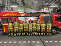 FW Alpen: Neue Drehleitermaschinisten für die Einheit Alpen - Foto: presseportal.de
