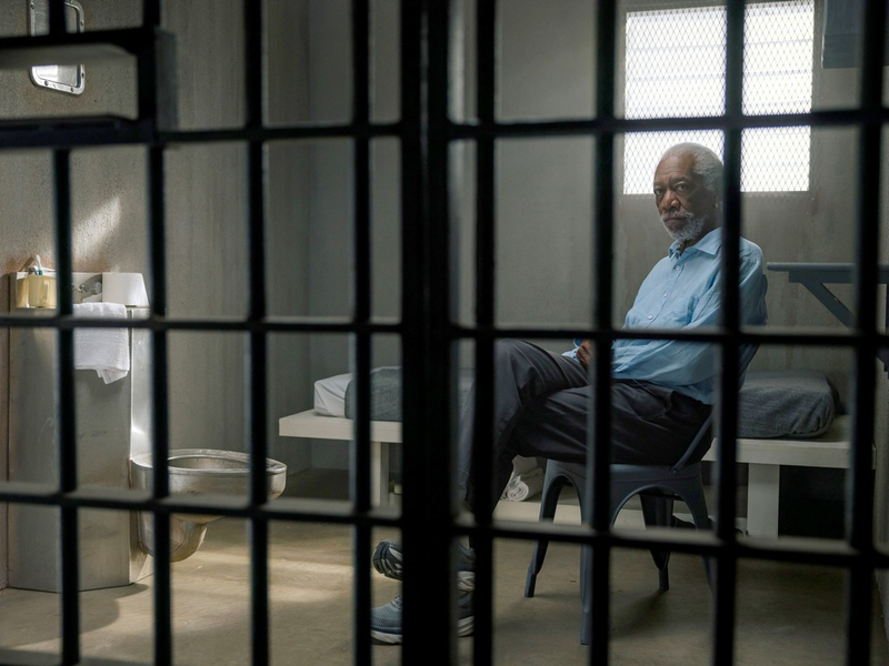 Morgan Freeman hinter Gittern: Staffel 2 der Doku-Reihe über spektakuläre Gefängnisausbrüche startet am 6. Dezember auf The HISTORY Channel - Foto: presseportal.de