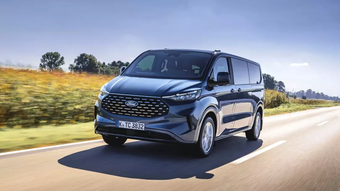 400 Ford Tourneo Custom als neue Streifenwagen für Polizei Nordrhein-Westfalen - Bild: presseportal.de