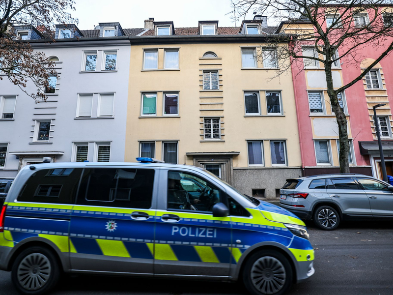 Hunderte Polizeibeamte versuchen, europäische Haftbefehle gegen mutmaßliche Schleuser zu vollstrecken. - Foto: Christoph Reichwein/dpa