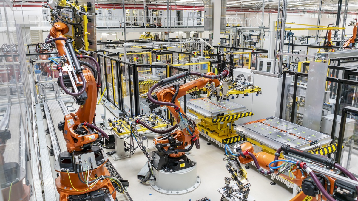 Škoda Auto produziert das einmillionste Batteriesystem für Fahrzeuge des Volkswagen Konzerns - Foto: presseportal.de