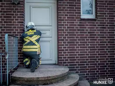 FW Hünxe: Gestürzte Person in verschlossener Wohnung - Foto: presseportal.de