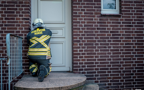FW Hünxe: Gestürzte Person in verschlossener Wohnung - Foto: presseportal.de