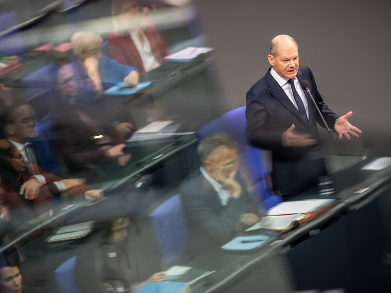 Bundeskanzler Olaf Scholz (SPD) und Außenministerin Annalena Baerbock (Grüne) pochen auf den Schutz der ethnischen und religiösen Minderheiten in Syrien. - Foto: Michael Kappeler/dpa