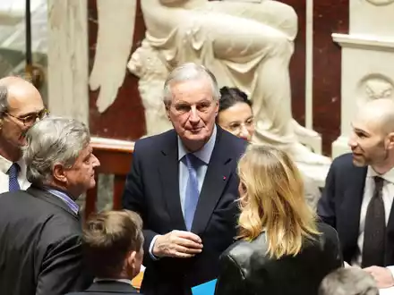 Michel Barniers Regierung ist erst knapp drei Monate im Amt. - Foto: Michel Euler/AP/dpa
