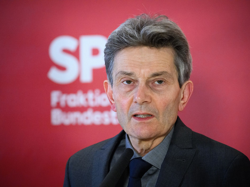 Mützenich appelliert an die Union. (Archivbild) - Foto: Bernd von Jutrczenka/dpa