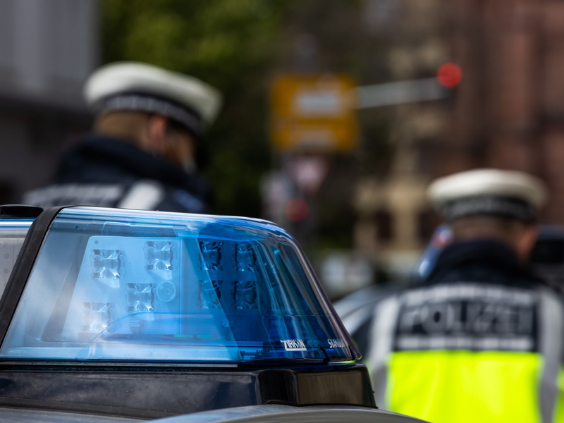 Am Landgericht Heilbronn läuft ein Großeinsatz der Polizei. (Symbolbild) - Foto: Philipp von Ditfurth/dpa