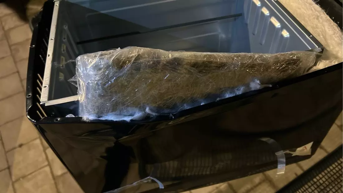 HZA-N: Seltsame Backzutat: Nürnberger Zoll findet Marihuana - Bild: Zoll, presseportal.de