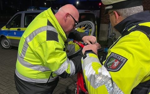 POL-COE: Kreis Coesfeld/ Lichtkontrollen an Fahrrädern - Foto: presseportal.de