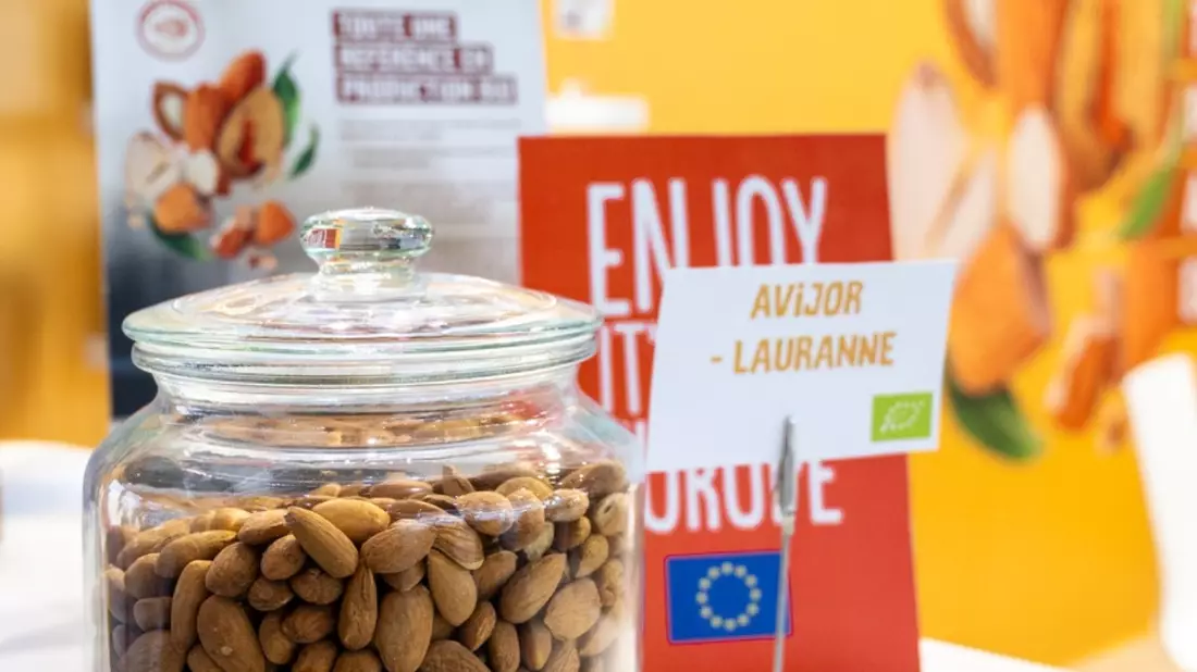 Nachhaltigeres Marzipan, Vanillekipferl oder Bremer Klaben erstklassiger Qualität - Wie die europäische Mandel die deutsche Weihnacht erobert - Bild: presseportal.de