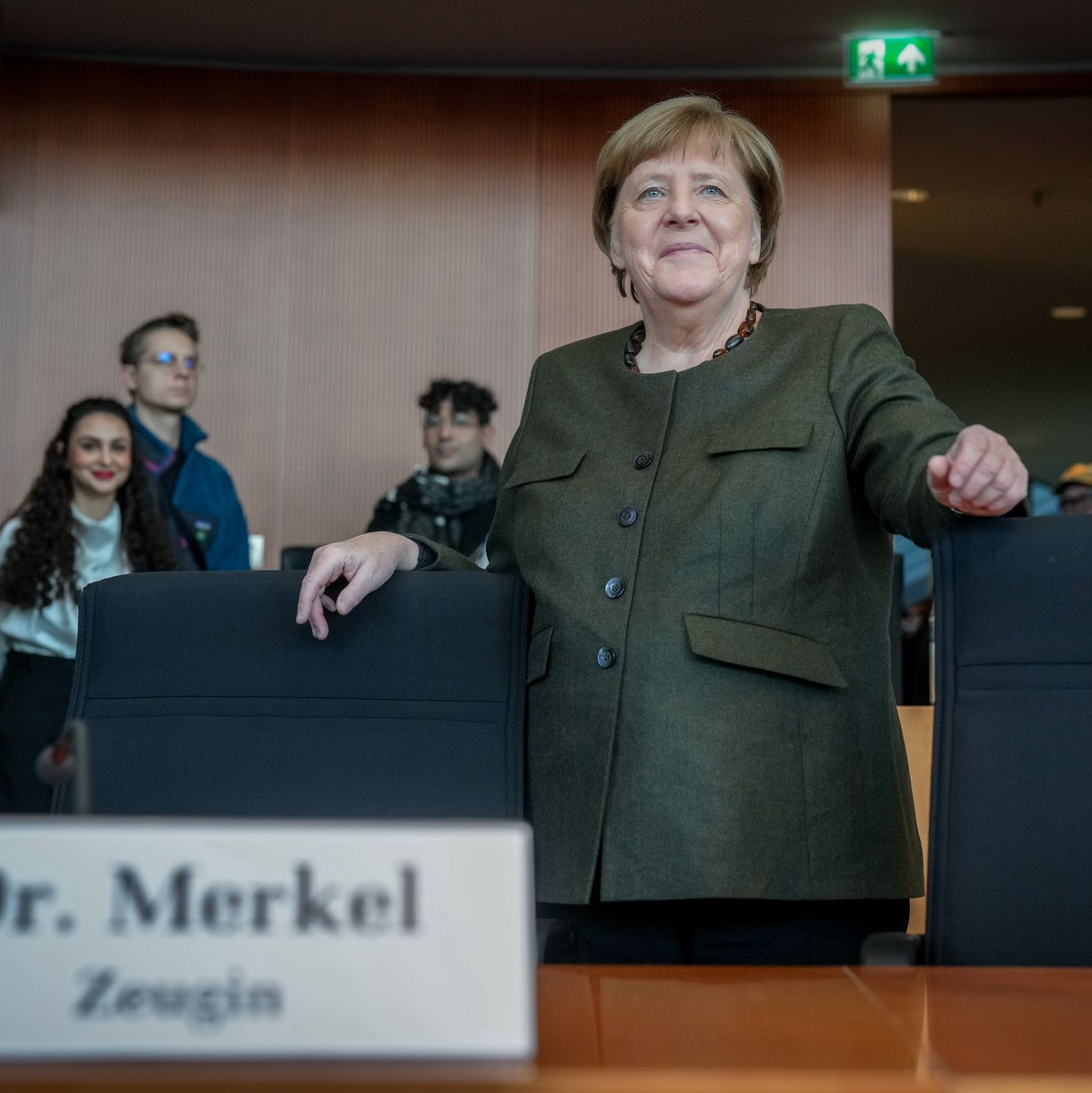 Als letzte Zeugin stand die frühere Bundeskanzlerin, Angela Merkel (CDU), hier mit dem Ausschussvorsitzenden, Ralf Stegner (SPD) den Abgeordneten Rede und Antwort. - Foto: Kay Nietfeld/dpa
