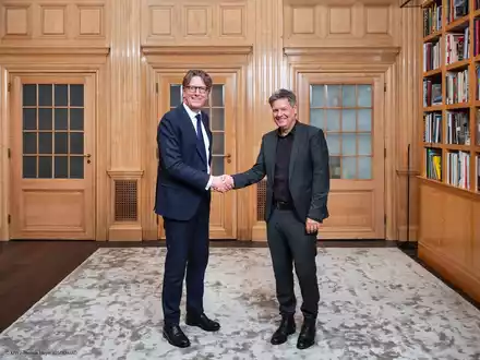 KfW-Verwaltungsrat bestätigt Stefan Wintels als Vorstandsvorsitzenden der KfW / Verlängerung des Vertrags bis 30. September 2029 - Foto: presseportal.de