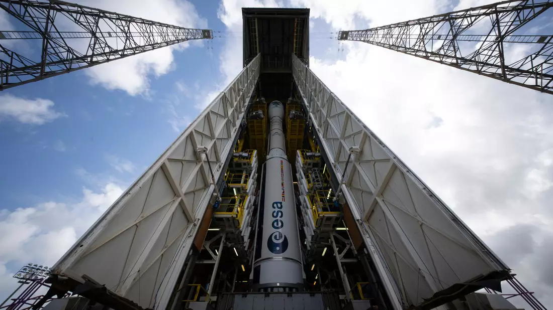 In Zukunft will Esa-Chef Aschbacher bis zu sechs Flüge der Vega C im Jahr. - Bild: Stephane Corvaja/esa/dpa