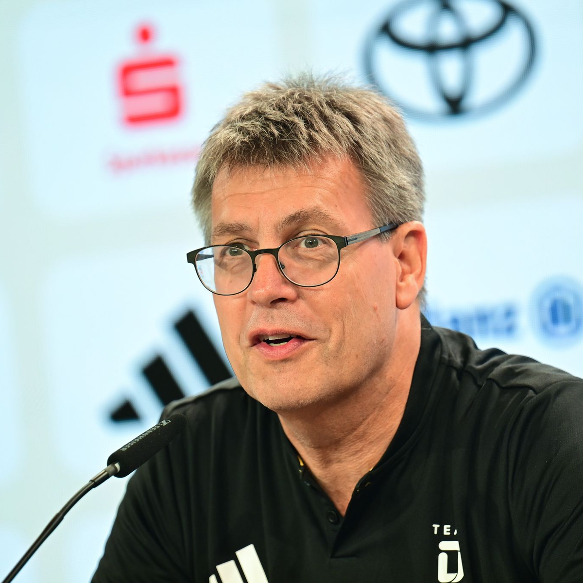 DOSB-Präsident Thomas Weikert steht eine Mitgliederversammlung mit heiklen Themen bevor. - Foto: Sina Schuldt/dpa