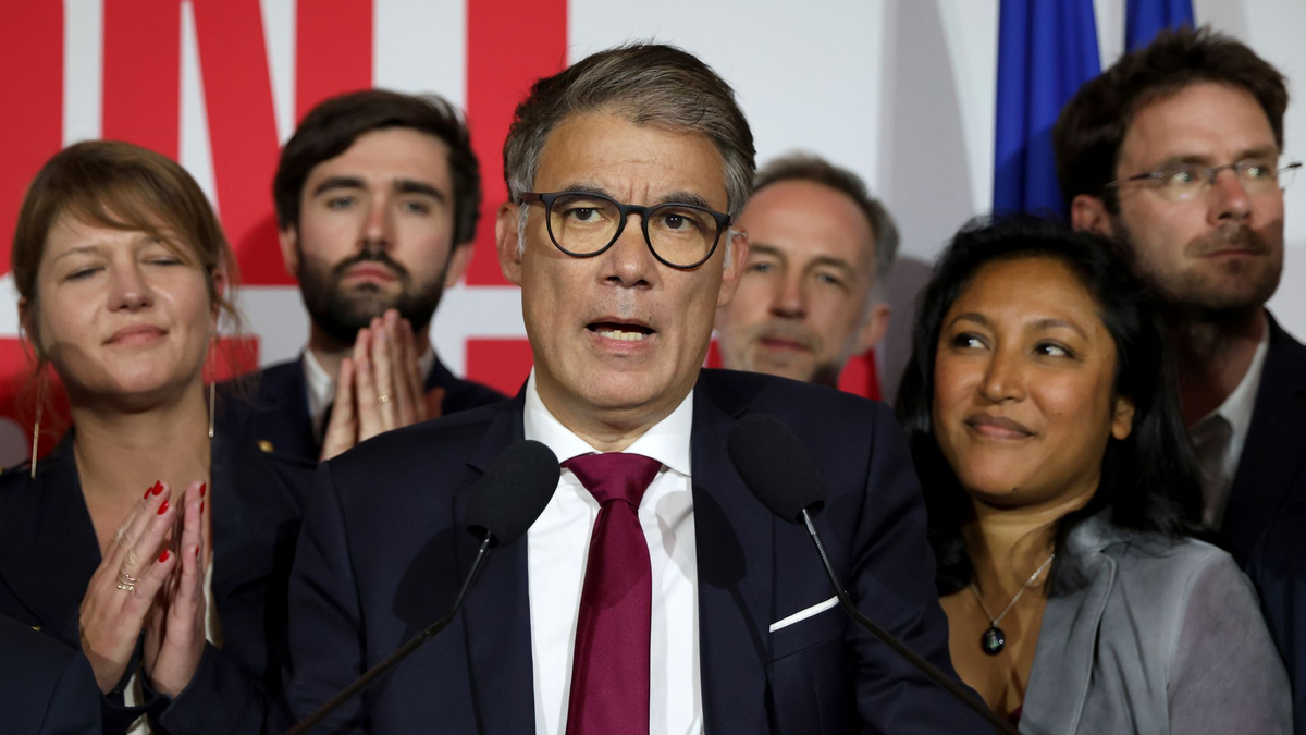 Olivier Faure, Erster Sekretär der Sozialistischen Partei, ist zu Gesprächen über eine Regierungsbildung bereit. - Foto: Aurelien Morissard/AP/dpa
