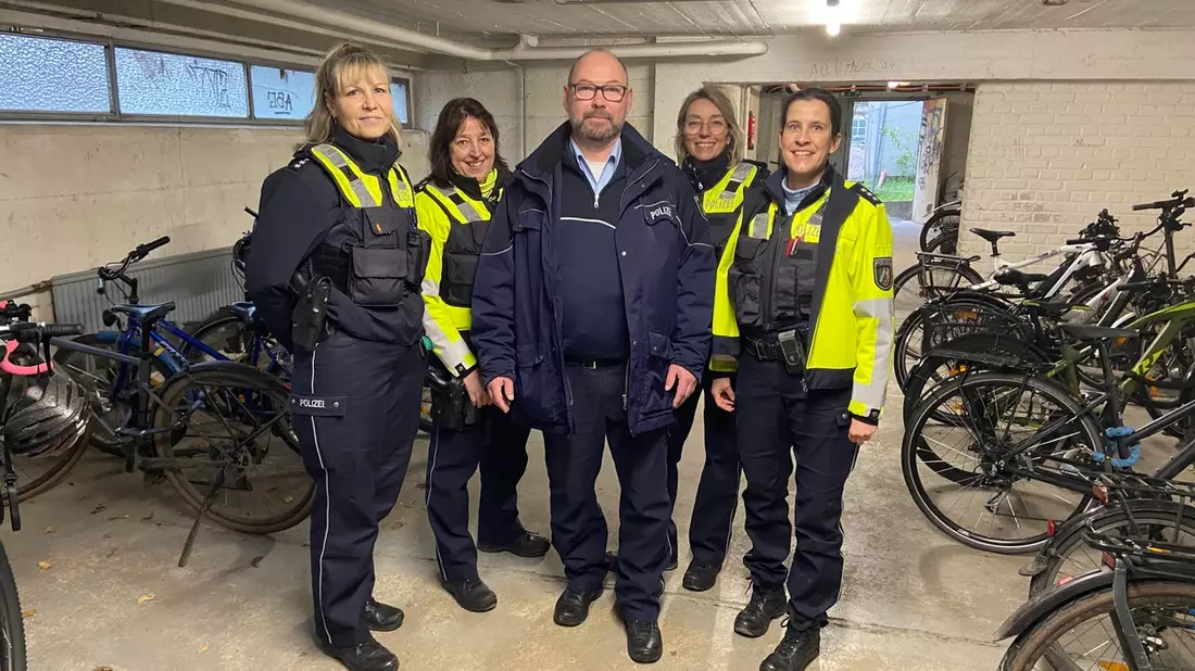 POL-RBK: Bergisch Gladbach - Traditionelle Fahrradkontrollen der Verkehrssicherheitsberatung am Nikolaustag - Bild: presseportal.de