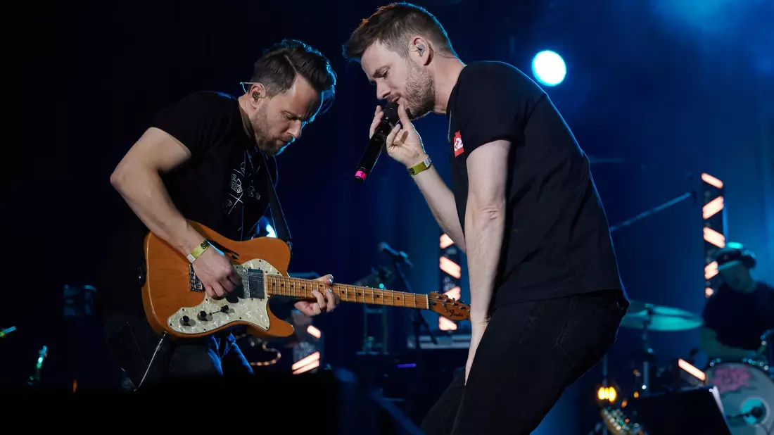 Ab 2026 will die Pop-Rock-Band Revolverheld eine Pause einlegen. «Wie lange? Wir werden es sehen.» (Archivbild). - Bild: Annette Riedl/dpa