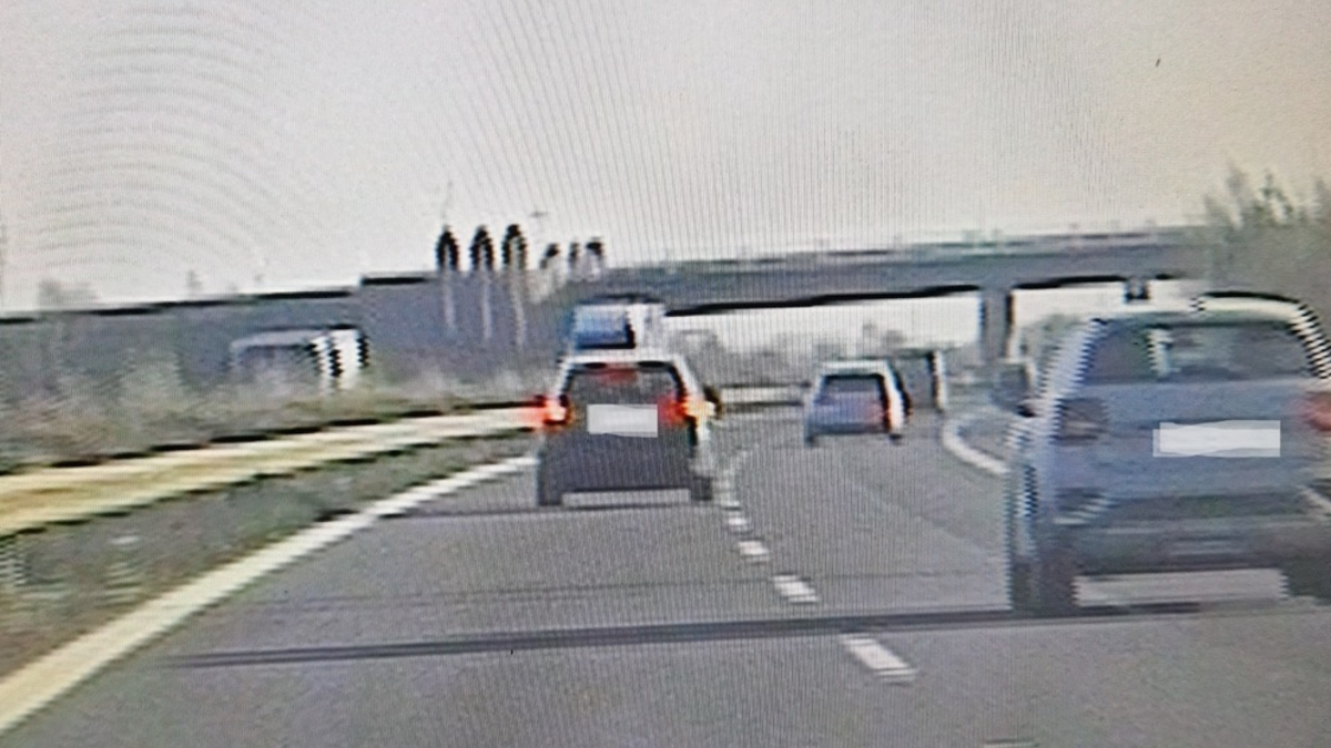 POL-HST: (Vor)Drängeln kann teuer werden - Foto: presseportal.de