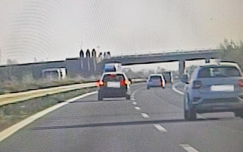 POL-HST: (Vor)Drängeln kann teuer werden - Foto: presseportal.de