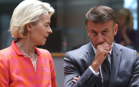 Nicht einer Meinung: Ursula von der Leyen will das Abkommen abschließen, der französische Präsident Emmanuel Macron nicht. (Archivbild) - Foto: Olivier Hoslet/Pool EPA/AP/dpa