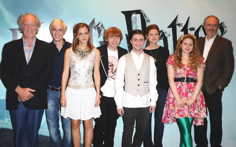 Teile der Crew der alten Harry-Potter-Filme im Jahr 2009. (Archivbild) - Foto: Ian West/PA Wire/dpa