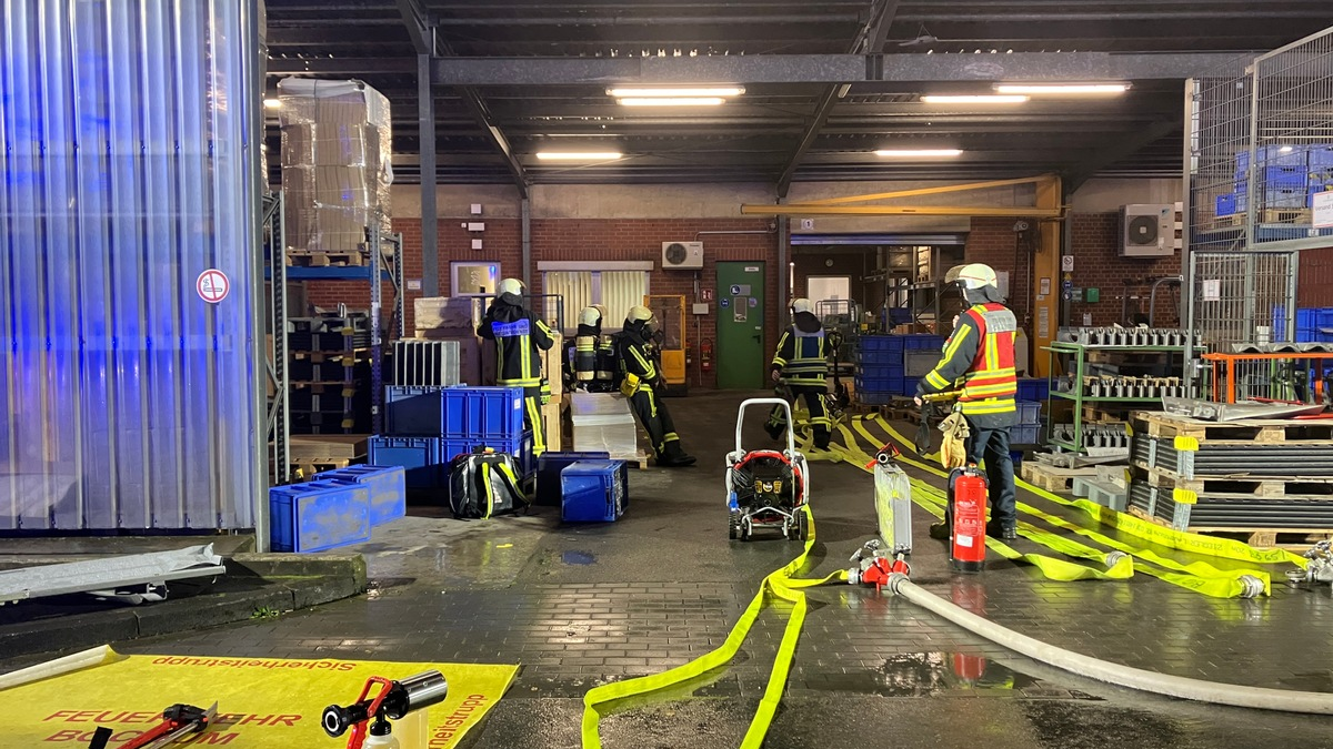 FW-BO: Kabelbrand bei der Firma Doncasters GmbH in Bochum - Foto: presseportal.de