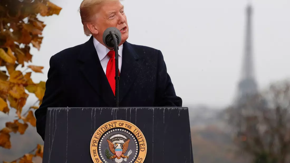 Donald Trump ist einer der hochkarätigen Gäste bei der Wiedereröffnung der Kathedrale Notre-Dame in Paris. (Archivbild) - Bild: Jacquelyn Martin/AP/dpa