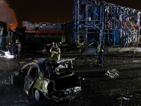 Immer wieder wird auch Saporischschja zum Ziel der russischen StreitkrÀfte. - Foto: Kateryna Klochko/AP/dpa