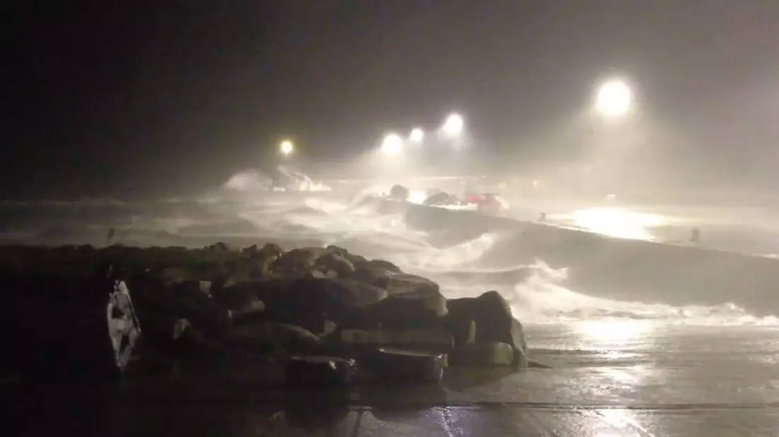 Hunderttausende Menschen waren in Irland vorübergehend ohne Strom. - Bild: Fergus Sweeney/PA Media/dpa