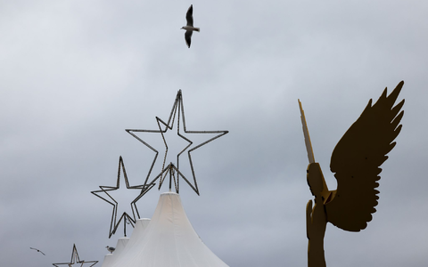 Grau ist derzeit die Lieblingsfarbe des Wetters (Archivbild). - Foto: Christian Charisius/dpa