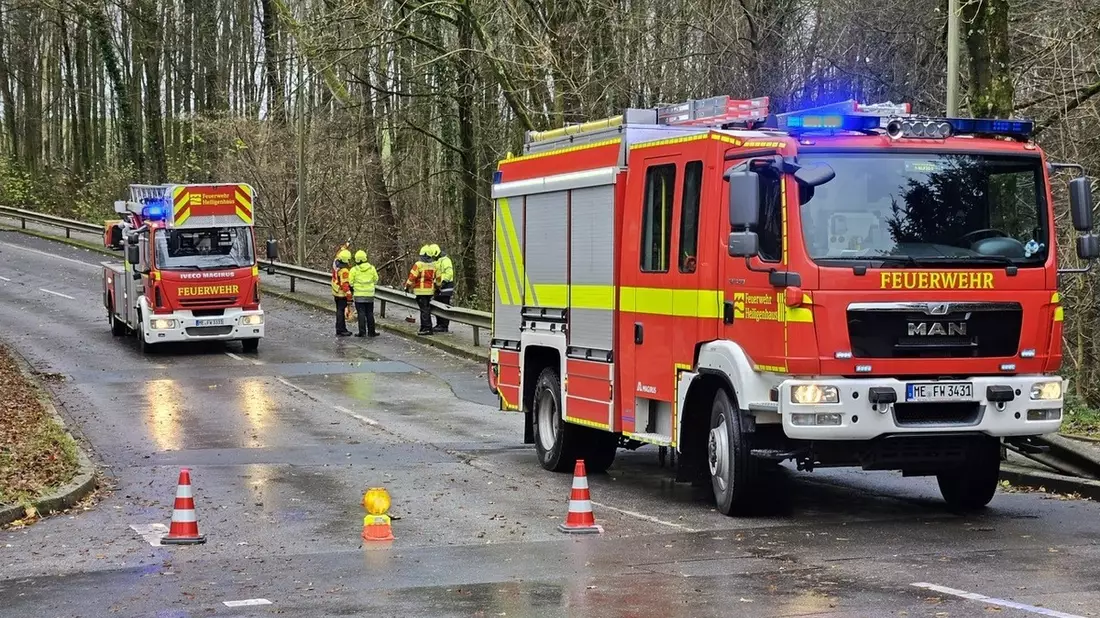 FW-Heiligenhaus: Fünf Einsätze am Freitag für die Feuerwehr Heiligenhaus - Bild: presseportal.de
