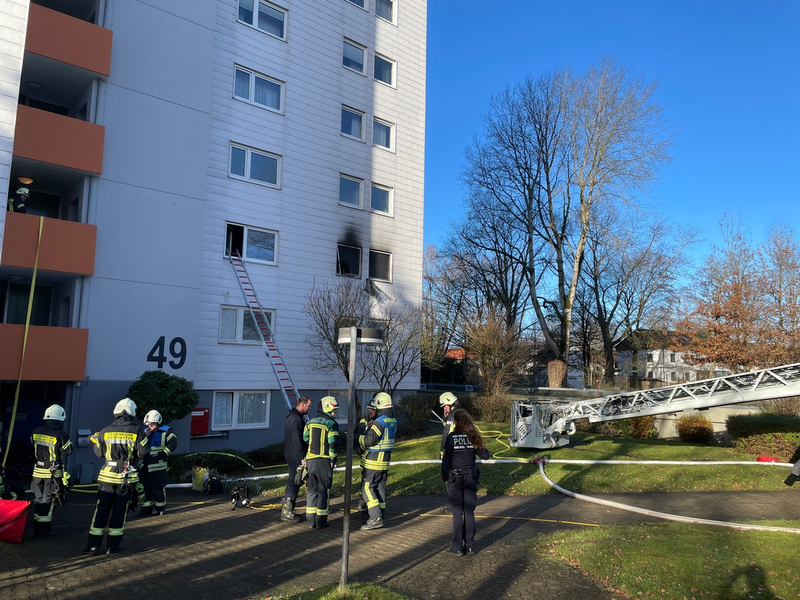 LRA-Ravensburg: Feuerwehr rettet eine Person bei Zimmerbrand - Foto: presseportal.de