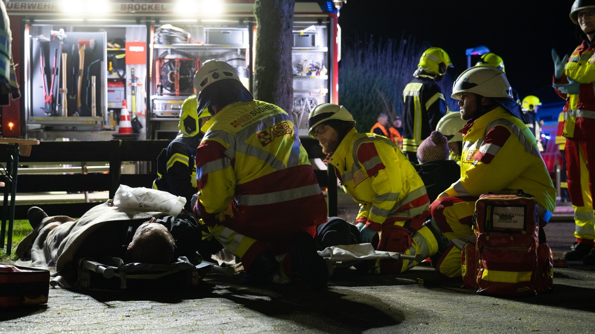 FW Flotwedel: Gemeldeter Kabelbrand entpuppt sich als umangekündigte Einsatzübung - Foto: presseportal.de