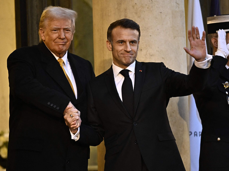 Der Besuch in Frankreich ist Trumps erster Auslandstrip seit seinem Wahlsieg Anfang November.  - Foto: Julien De Rosa/AFP/dpa