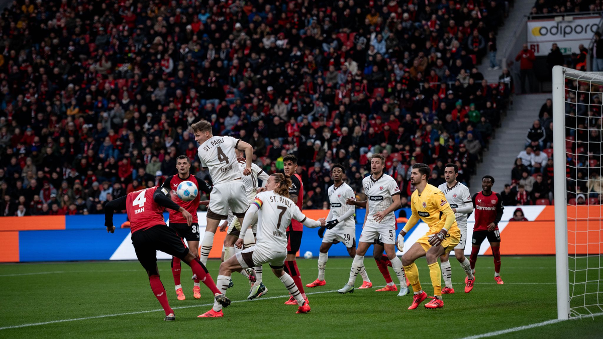 Tella hatte diesmal kein Torglück. - Foto: Fabian Strauch/dpa