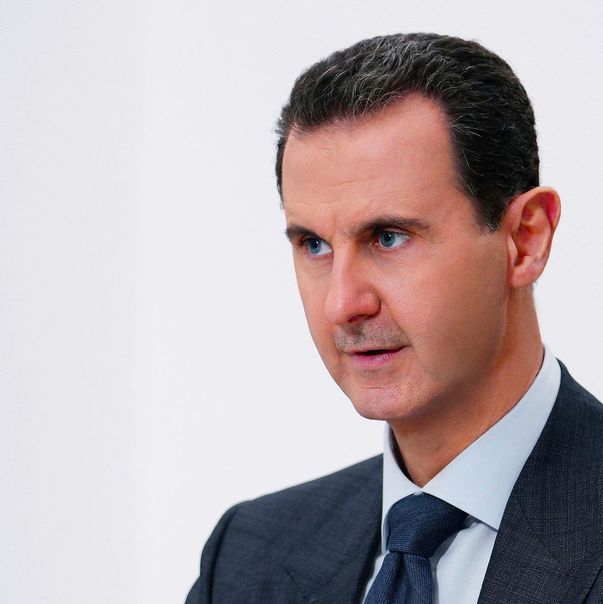 Assad verlässt Damaskus mit unbekanntem Ziel. (Archivbild) - Foto: -/SANA via AP/dpa