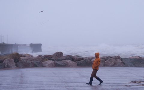 In Großbritannien werden erneut heftige Winde erwartet. - Foto: Jon Super/XinHua/dpa