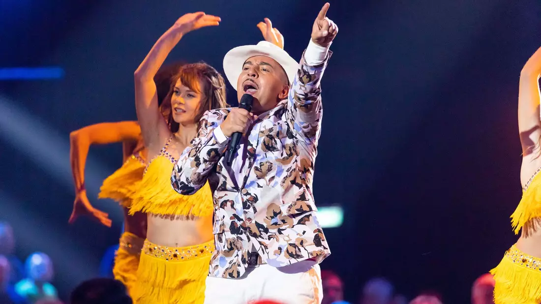 Unter dem Kostüm steckte Lou Bega. (Archivfoto) - Bild: Philipp von Ditfurth/dpa