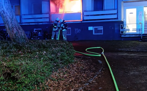 FW Konstanz: Verkehrsunfall und Brand in Übergangswohnheim - Foto: presseportal.de